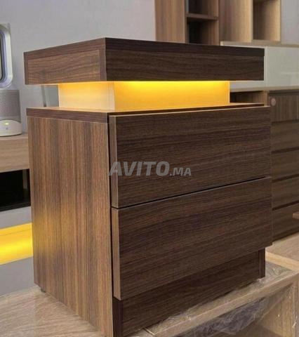 Table de chevet magnifique avec LED - 2