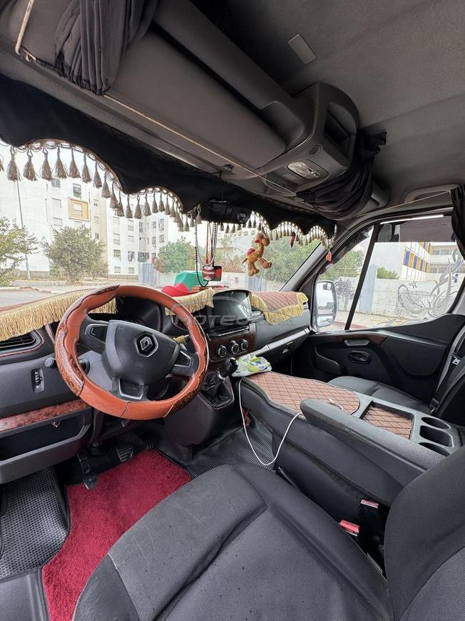 Renault master premier main 