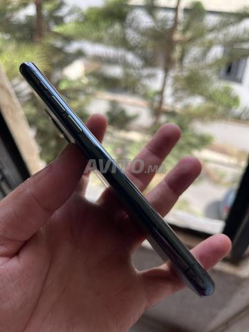 iPhone 11 Pro 64 Go - 2
