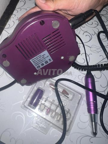 Kit électrique de manucure et pédicure. - 2