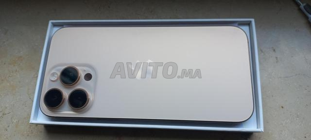 ❗❗iPhone 16 Pro max Gold comme neuf importé 🇪🇺 - 2