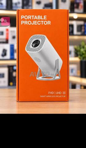 Projecteur Smart 4K Portable - Nouveau (38 caractères) - 2
