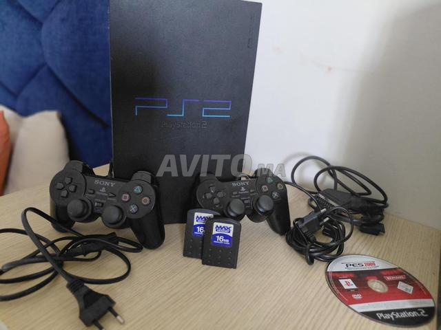PS2 avec 2 manettes et 2 cartes mémoire - 2