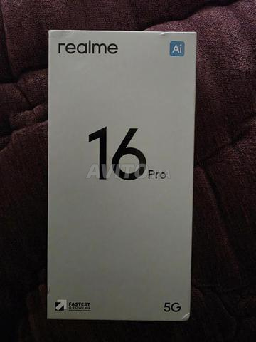 Realme 16 pro neuf - 2