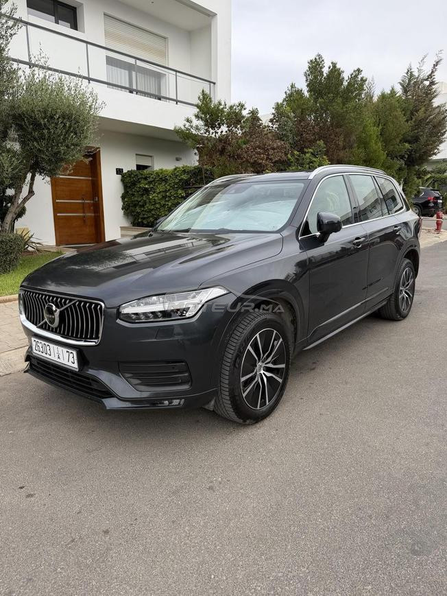 Volvo xc90 B5 excellent état modèle 2021