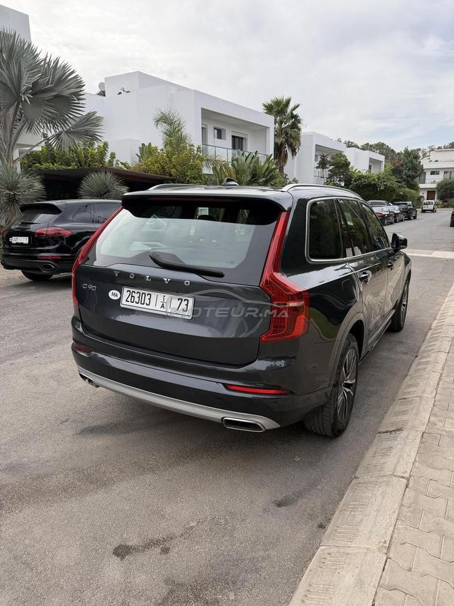 Volvo xc90 B5 excellent état modèle 2021