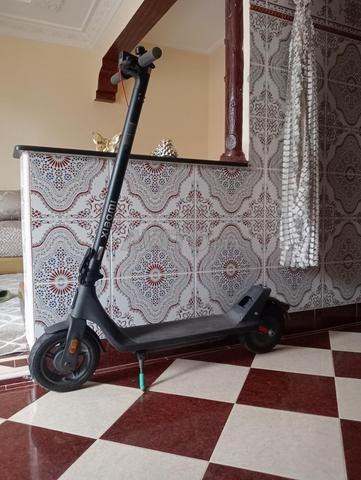 Trottinette électrique Xiaomi 4lite modèle 2026 - 2