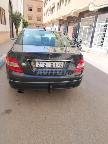 Mercedes-Benz - 2