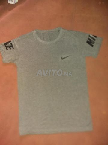 T-shirt Nike neuf, taille M, prix 30 dh - 2