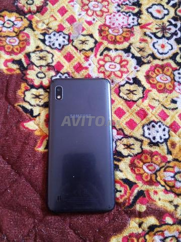 Téléphone A10 marque européenne