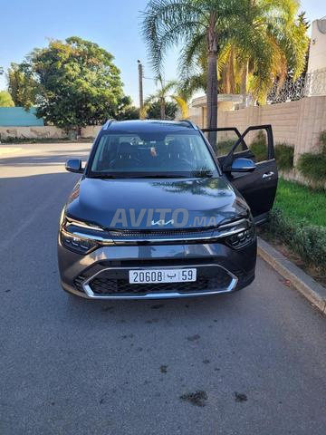 Kia Carens Diesel Automatique 2023 à Kénitra - 2