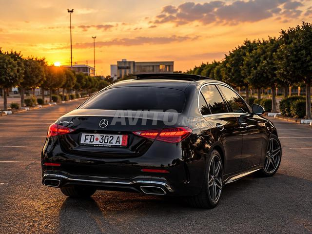 Mercedes-Benz C300 DE AMG LINE - 2