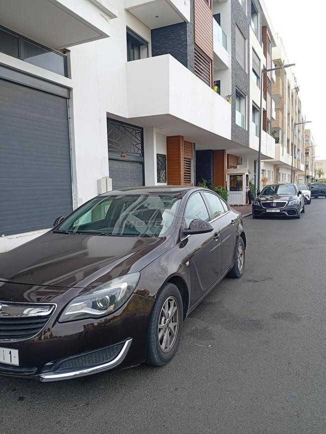 Insigna 09/2015 en vente