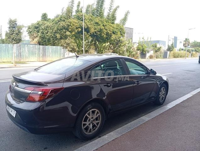 Insignia 09/2015 en vente - 2
