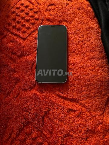 iPhone 12 normal - 2