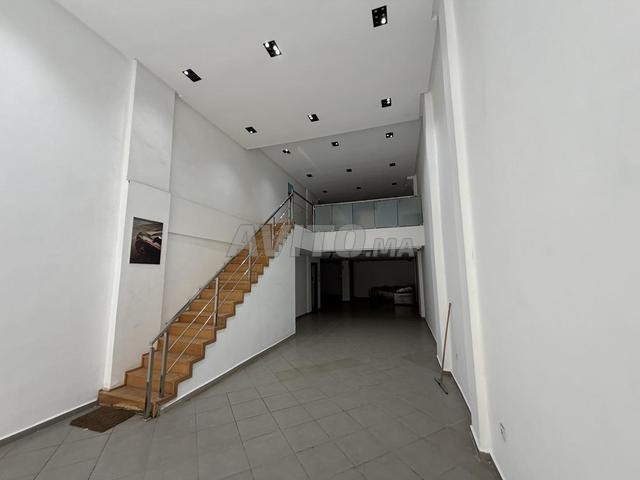 🏢 محل للبيع – روش نوار