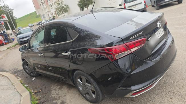 Hyundai accent   Model 9/12/2021  Tamn 175000