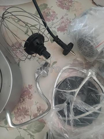 Robot pâtissier et machine à hacher la viande - 2