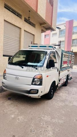 HYUNDAI H100