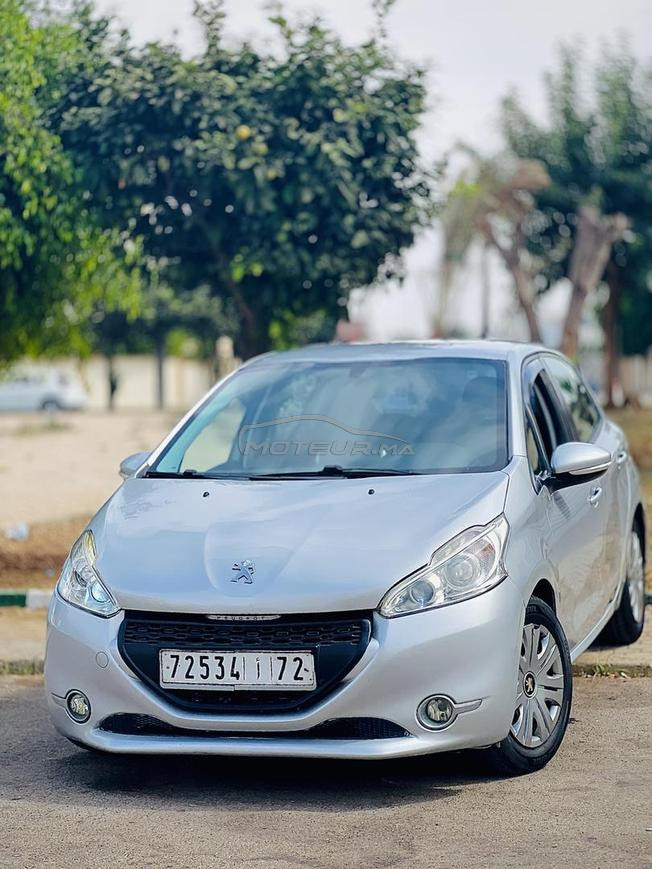 peugeut 208