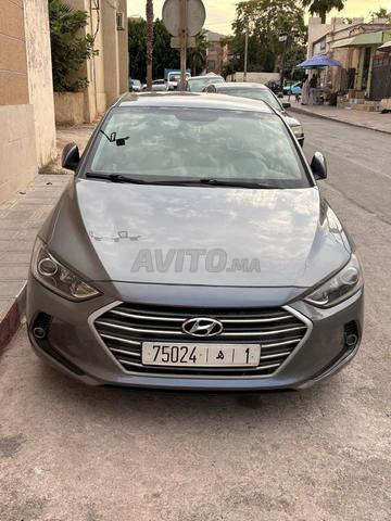 Hyundai Elantra GLS - 2