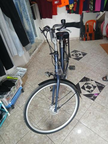 Vélo de ville marque GIANT en bon état