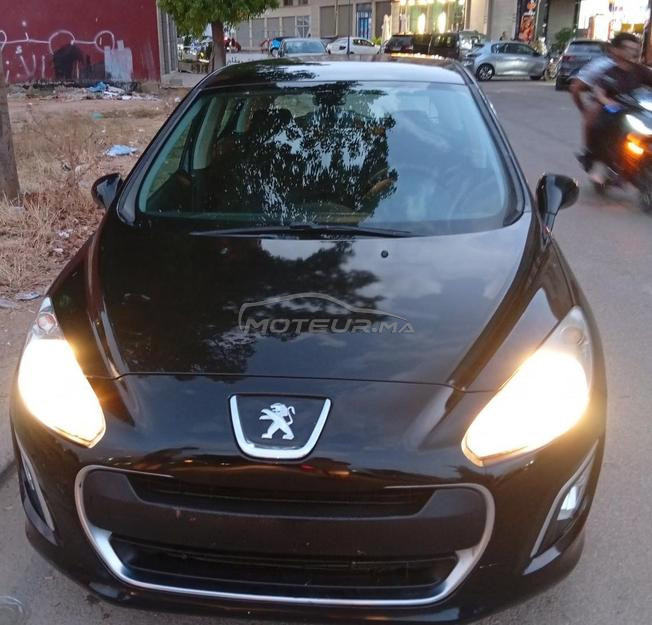 Peugeot 308 modèle 2012 faible kilométrage 
