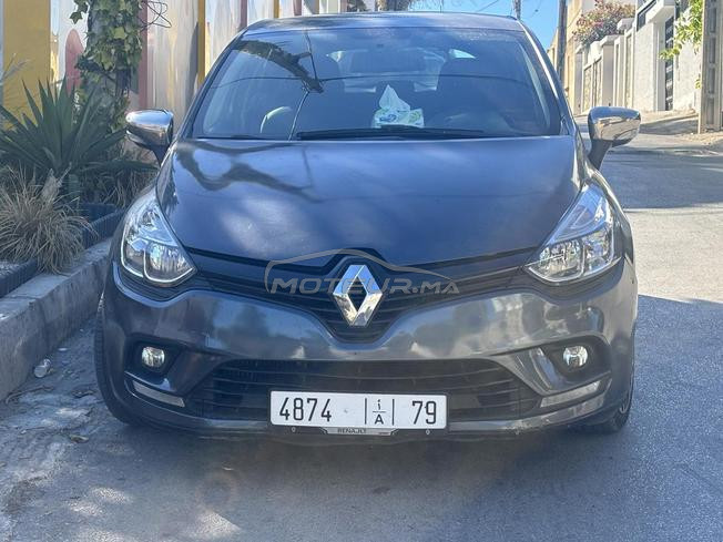 Clio 4 les pneus neufs kit de distribution neuf