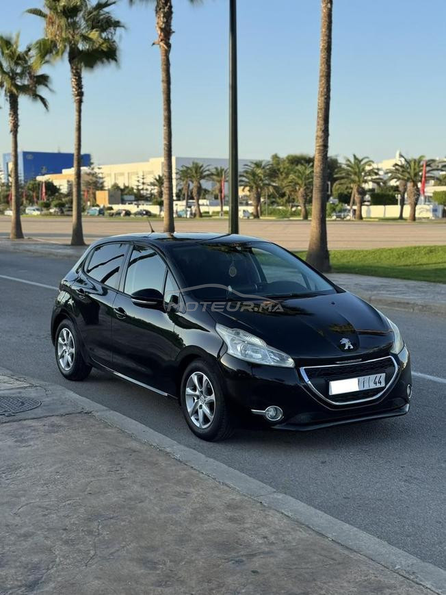 Peugeot 208 Diesel Manuelle 2013 à Tétouan