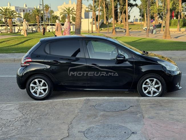 Peugeot 208 Diesel Manuelle 2013 à Tétouan
