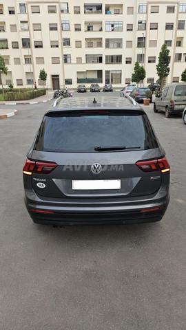Volkswagen Tiguan - 2
