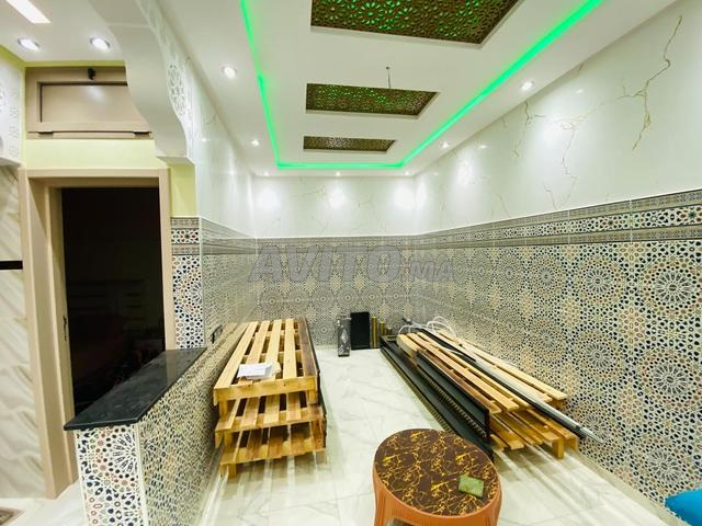 La maison à vendre est située à Marrakech à 18 km