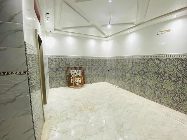 La maison à vendre est située à Marrakech à 18 km