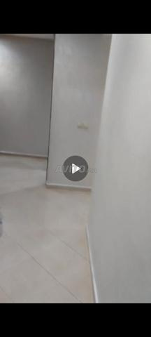 شقة بالطابق الأول للبيع في لازون إبراهيم خليل - 2