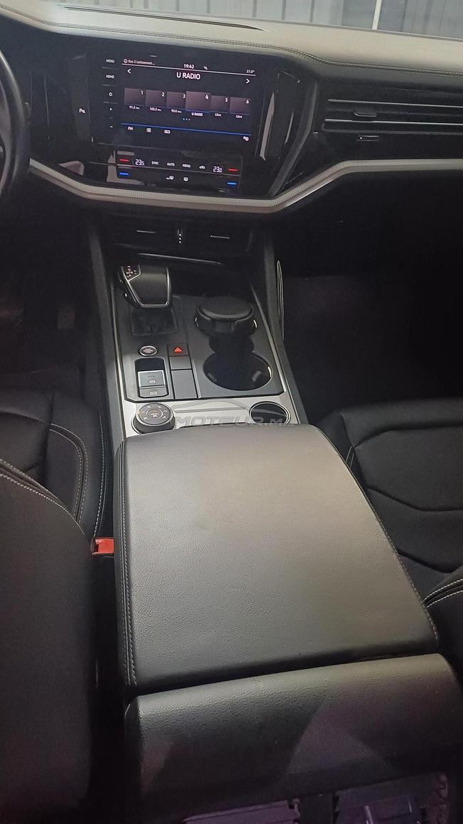 سيارة جديدة للبيع 0664298614