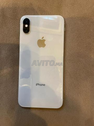 iPhone X et chargeur original 25W