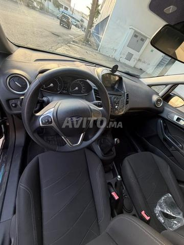 Ford Fiesta Diesel Manuelle 2017 à Casablanca - 2