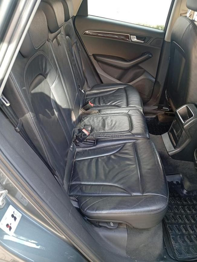 Audi Q5 automatique 2litre 