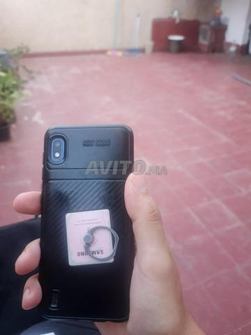 SAMSUNG A 10 À VENDRE 2GO RAM 32GO STOCKAGE - 2