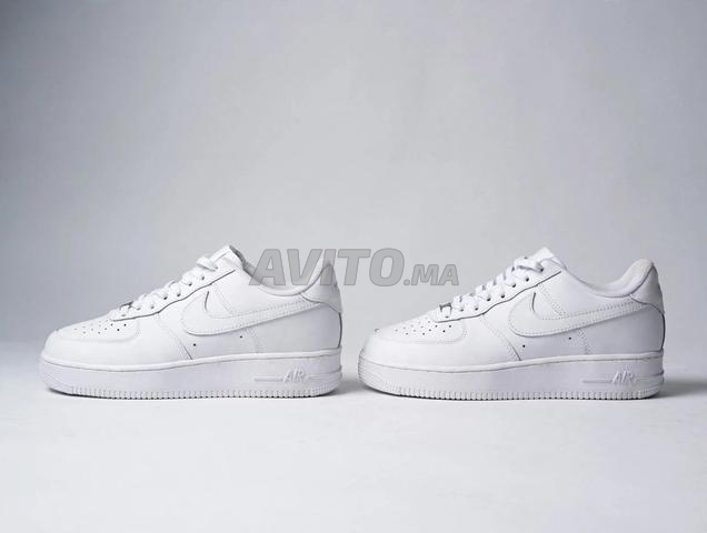 Baskets Nike Air Force 1 blanches - 2