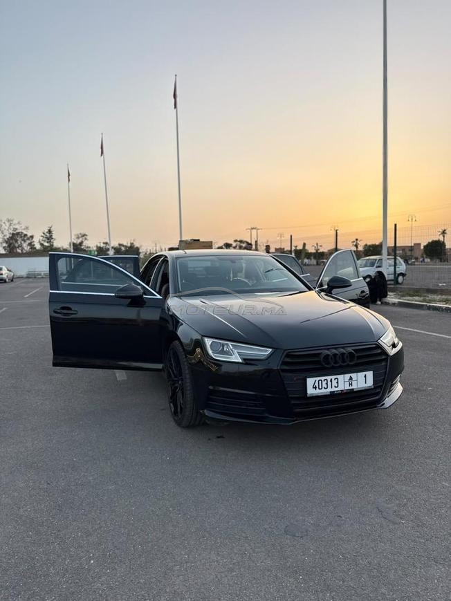 Audi A 4.            