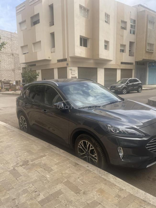ford kuga model 2022,