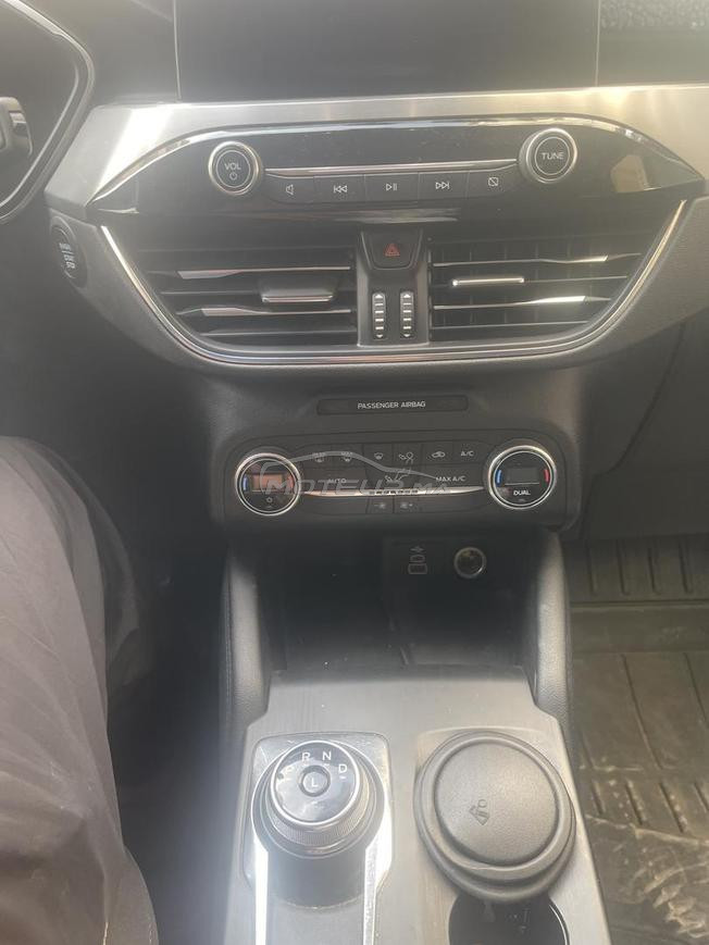 ford kuga model 2022,
