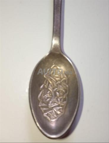 Cuillère souvenir antique vintage pour collectionneurs - 2