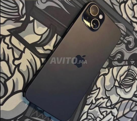 iPhone 15 Plus