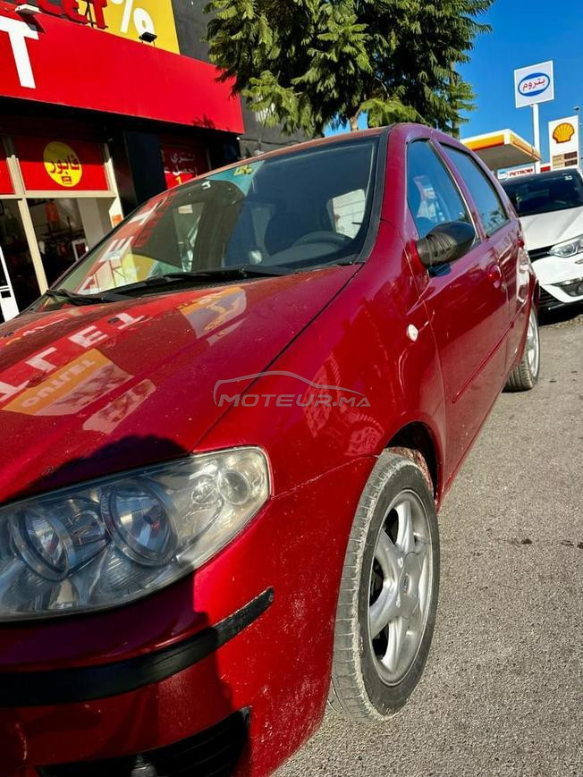 fiat punto classique للبيع في حالة جيدة جي و شوف