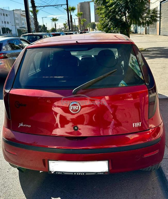 fiat punto classique للبيع في حالة جيدة جي و شوف