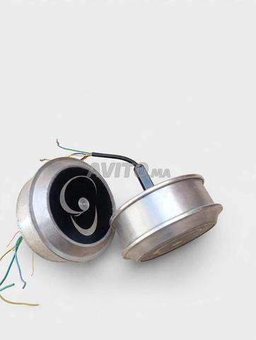 Deux moteurs brushless