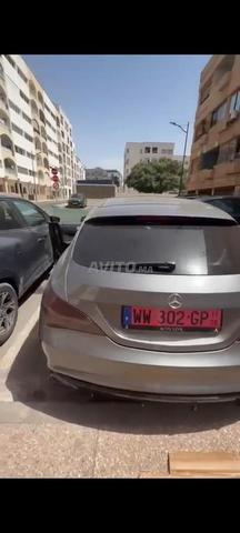 Voiture très bon état Mercedes Benz - 2