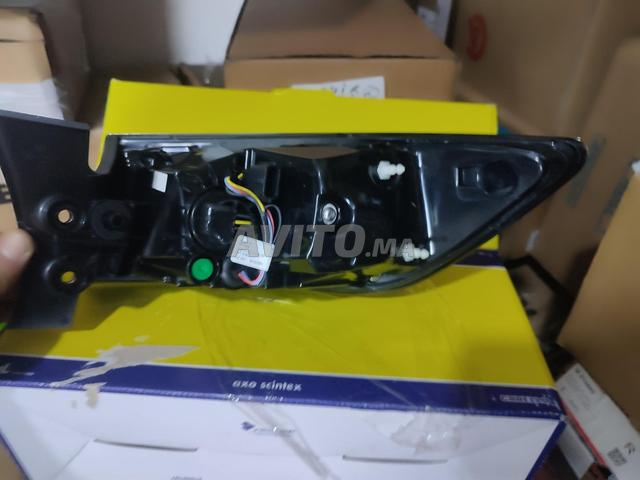 Feu rouge arrière Clio 4 LED - 2